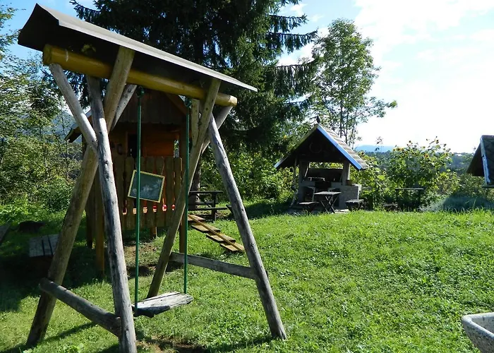 Apartma Biofit アパート