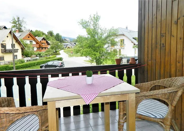 Apartma Biofit 公寓 布莱德